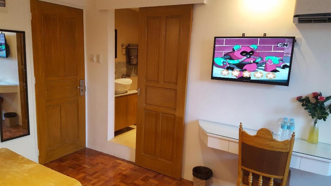 Gervasia Hotel Makati Makati City Екстериор снимка