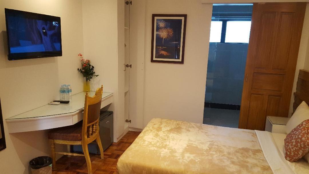 Gervasia Hotel Makati Makati City Екстериор снимка