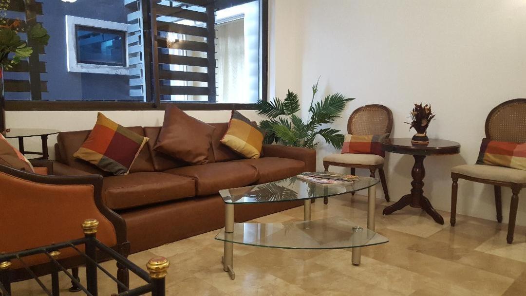 Gervasia Hotel Makati Makati City Екстериор снимка