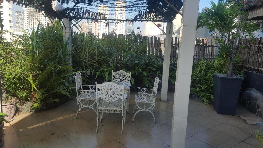 Gervasia Hotel Makati Makati City Екстериор снимка