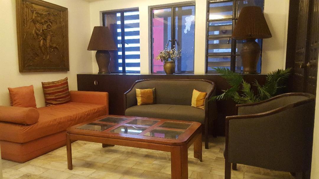 Gervasia Hotel Makati Makati City Екстериор снимка