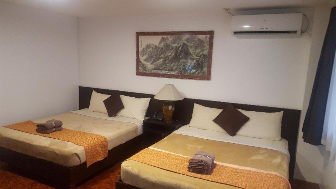 Gervasia Hotel Makati Makati City Екстериор снимка