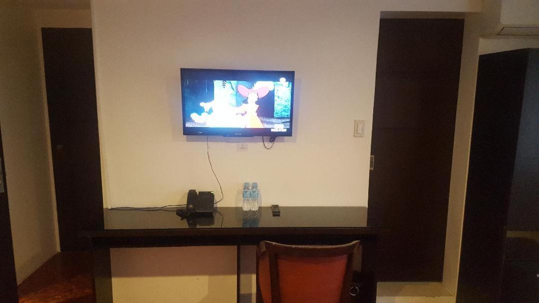 Gervasia Hotel Makati Makati City Екстериор снимка