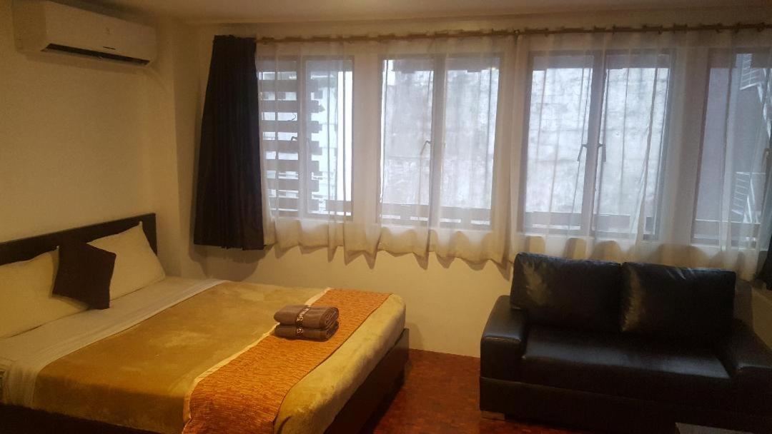 Gervasia Hotel Makati Makati City Екстериор снимка